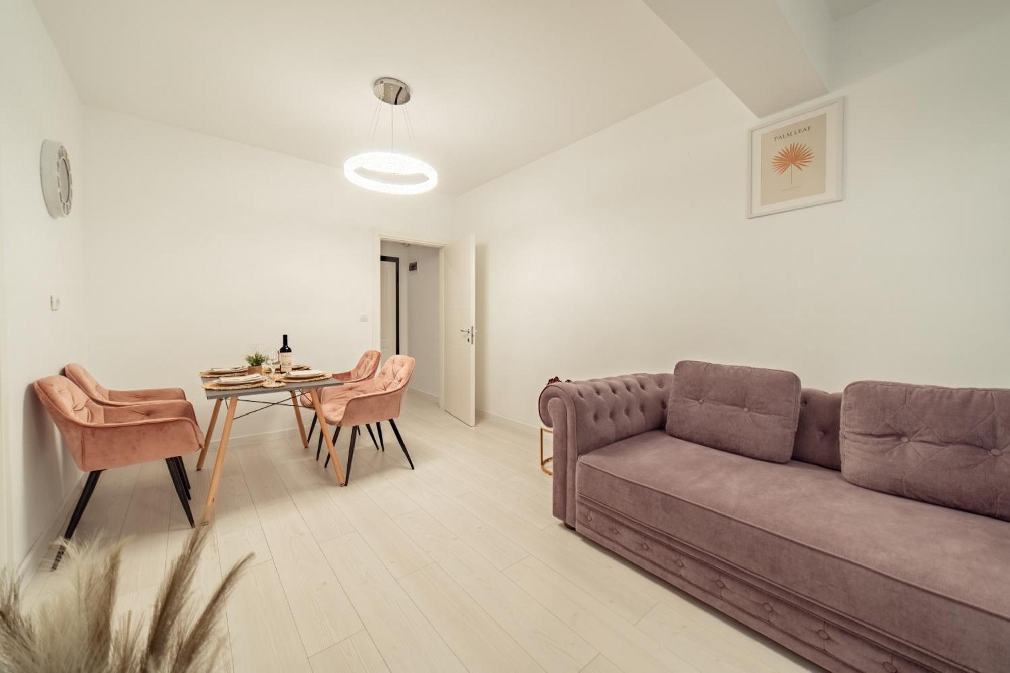 Palace Of Culture Dream Apartments And Studios Iasi Ngoại thất bức ảnh